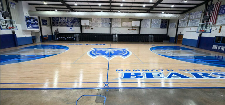 Mammoth Spring, Arkansas basketball court